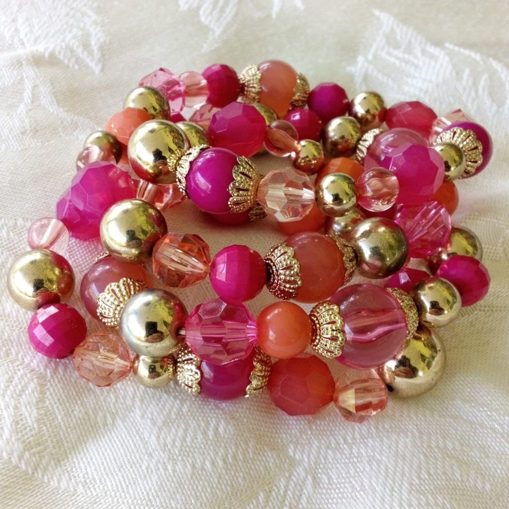 Beautiful Set of Four Matching Bead Bracelets